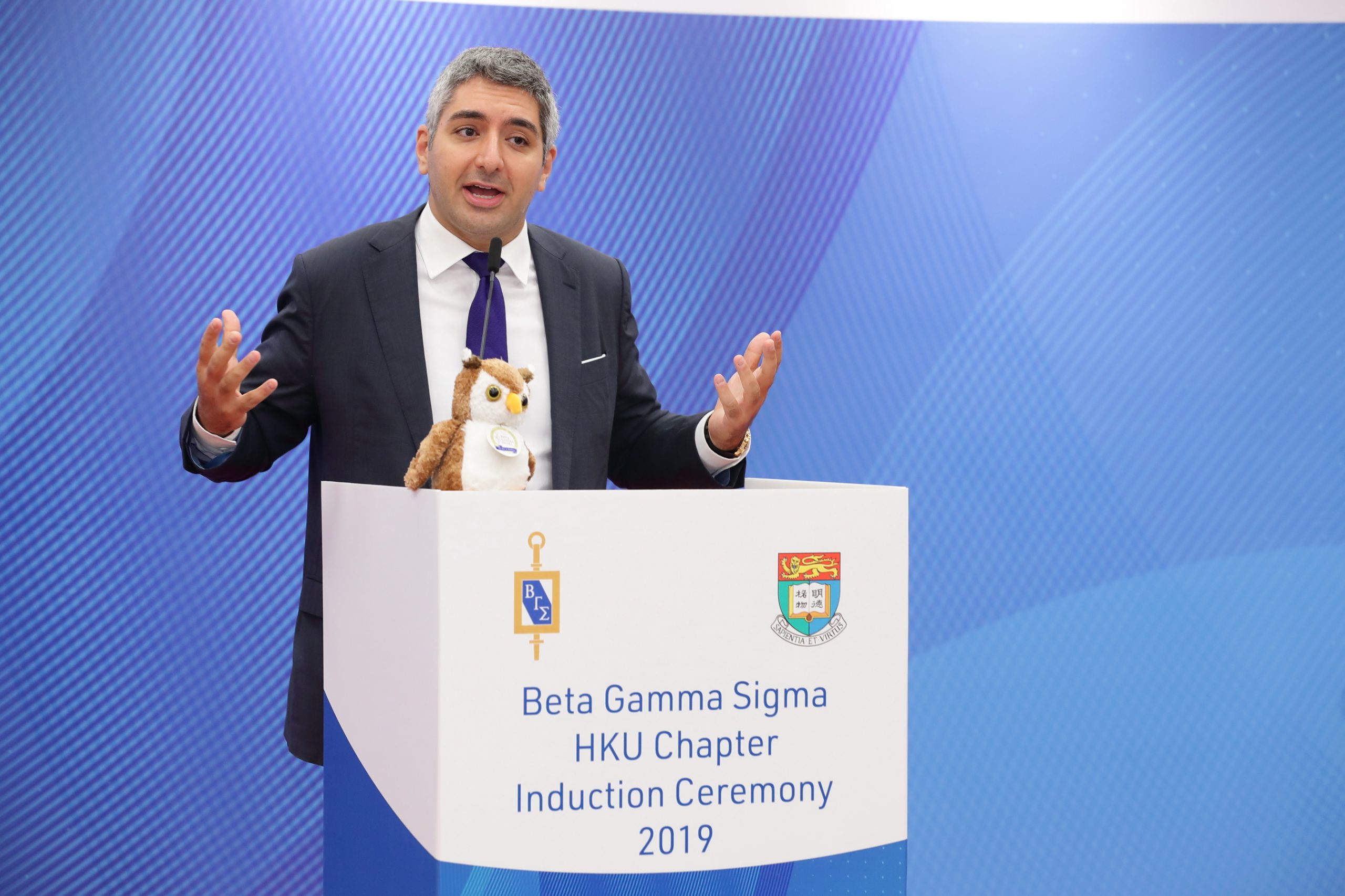 Over 100 outstanding students inducted into Beta Gamma Sigma HKU Chapter