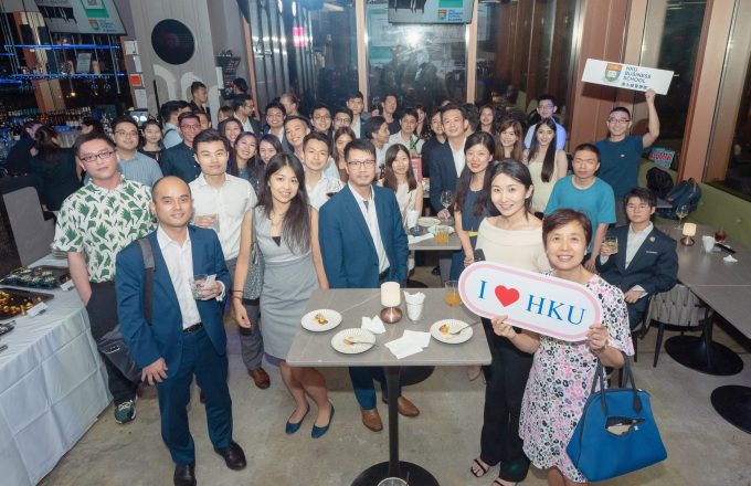 Joint Programmes Alumni Drinks: A Joyful Gathering for Alumni to Connect