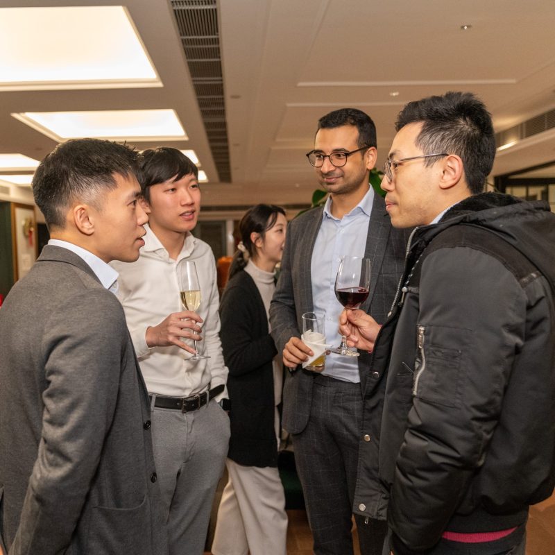 Alumni Christmas Drinks: A Night of Reconnections and Festivities