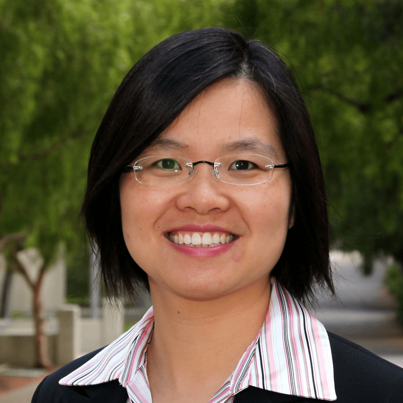 Selling and Subscribing Durable Complementary Goods