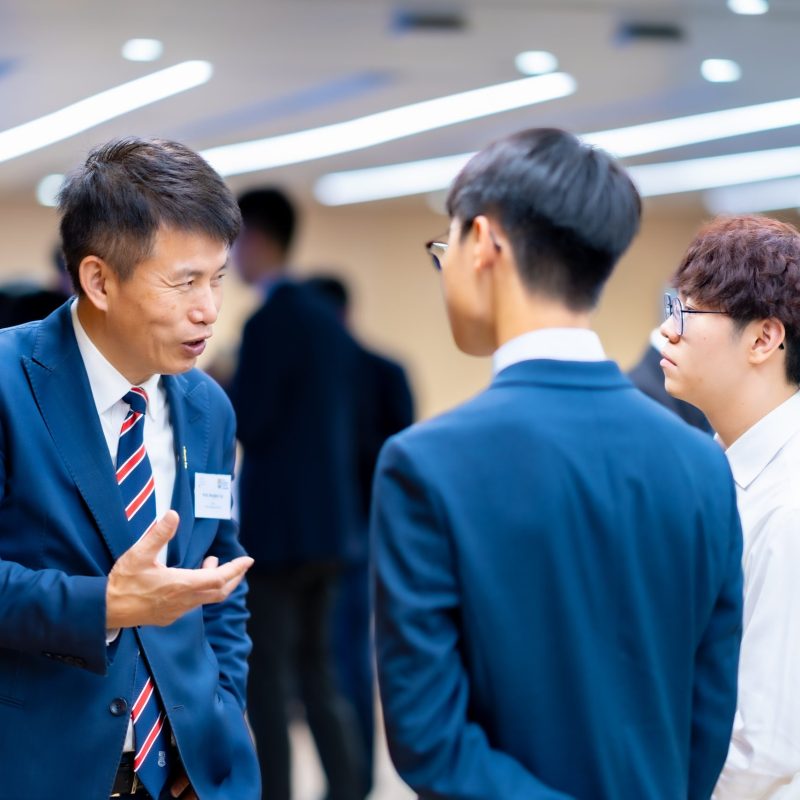 A Legacy of Excellence Continues: Beta Gamma Sigma HKU Chapter Inducts Over 100 Outstanding Scholars